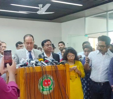 যুক্তরাজ্য বাংলাদেশে সুষ্ঠু নির্বাচন চায়ঃ সিইসি